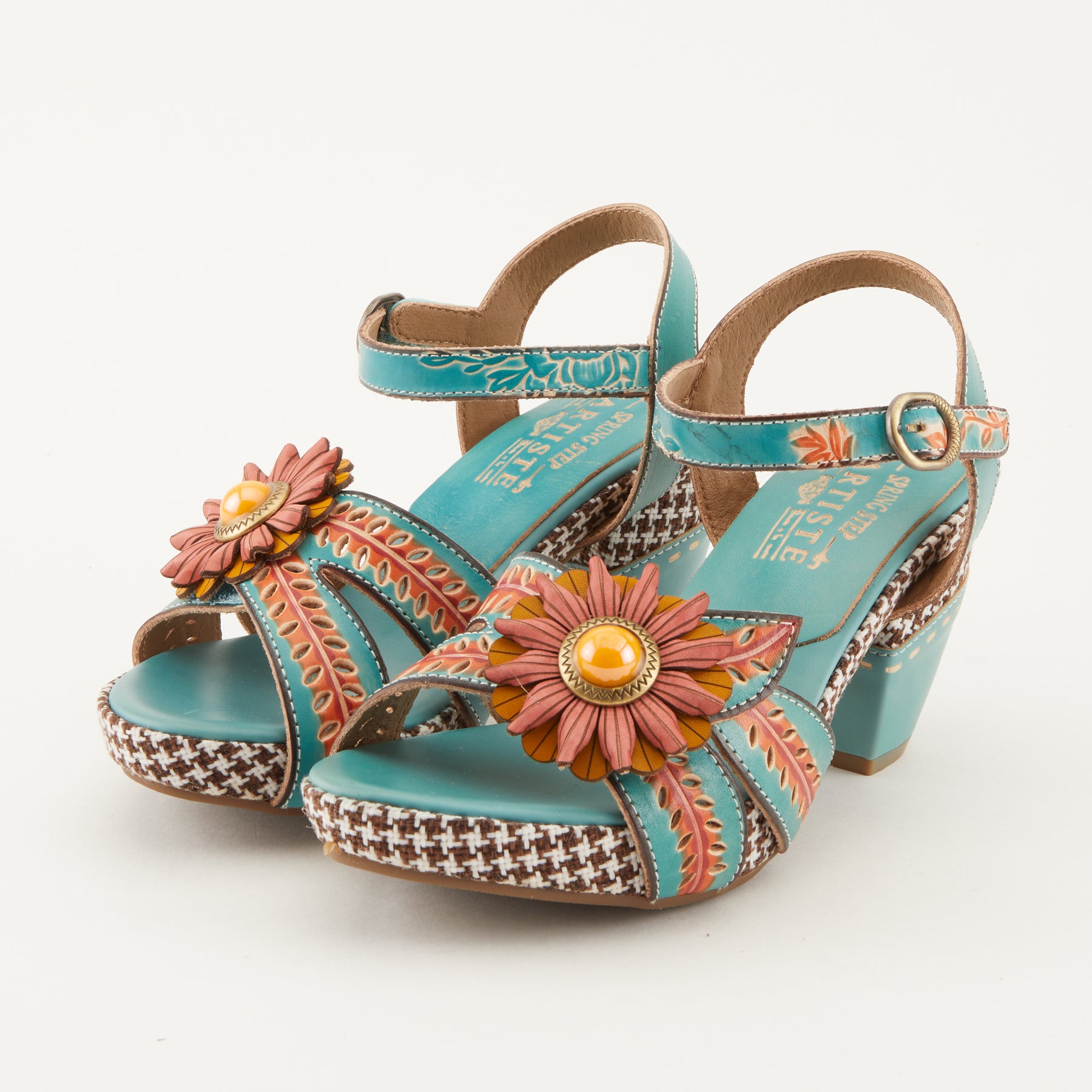 L'artiste Astarr Sandals: Chunky Heel – Spring Step Shoes